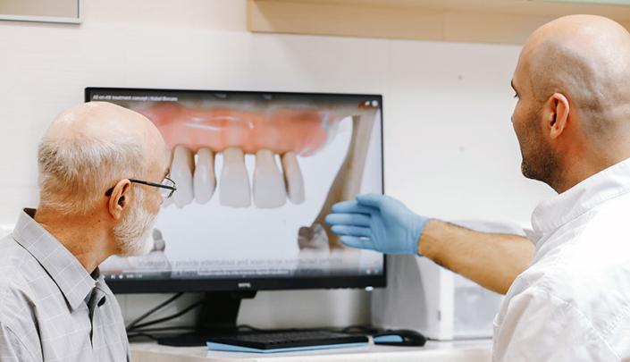 Impianti dentali – Dott. Luca Banfi – Centro Medico Poli3 Dolzago Lecco Impianti dentali - Dott. Luca Banfi - Centro Medico Poli3 Dolzago Lecco